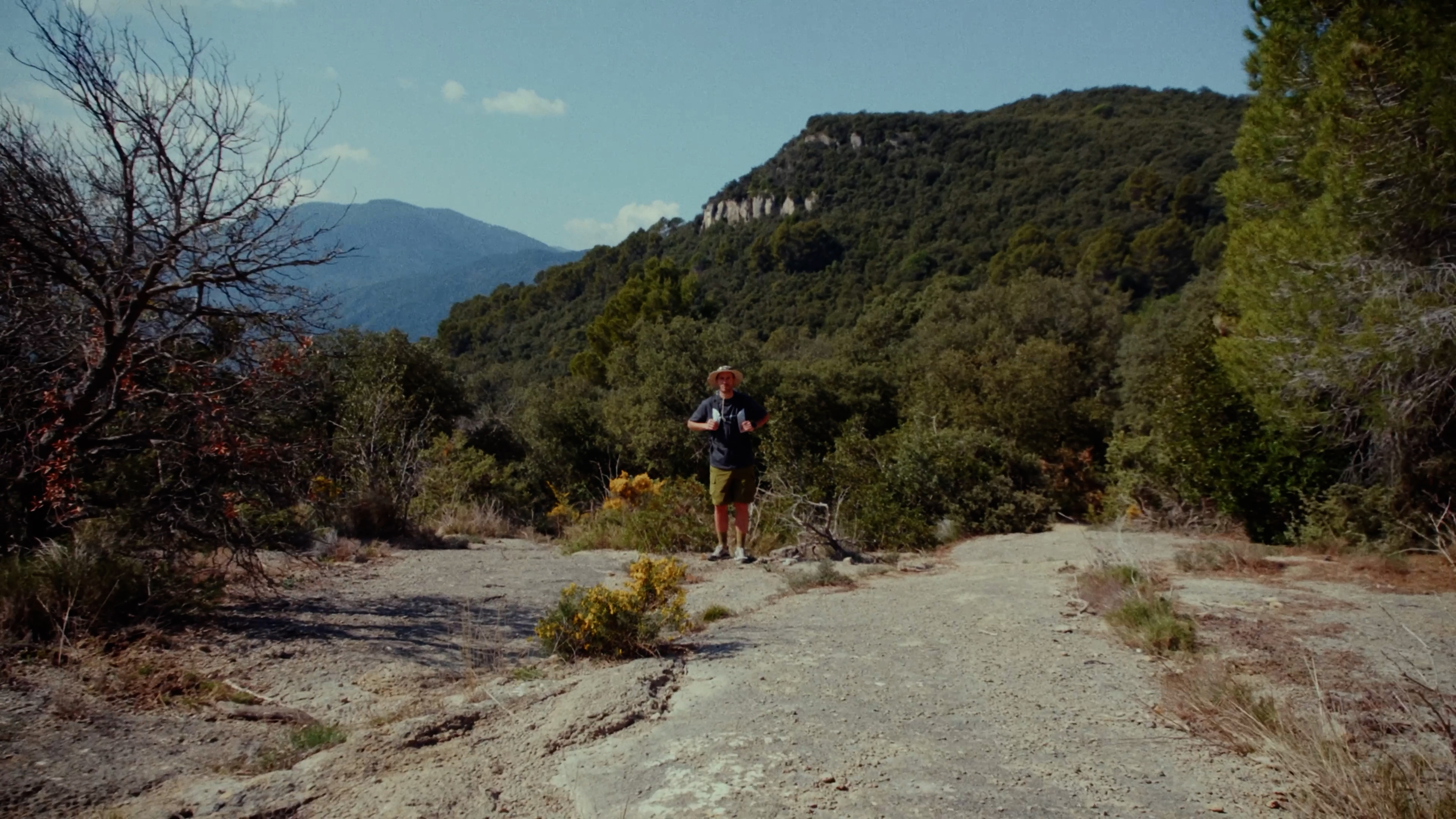 Decathlon — still 02
